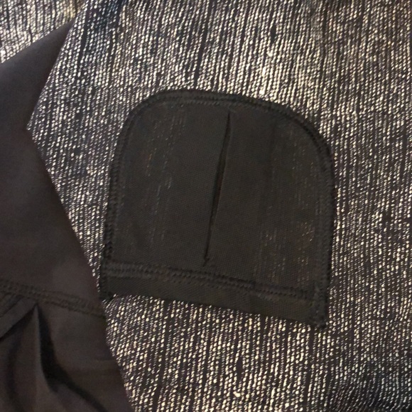 Lulu Lemon Skirt - Picture 5 of 5